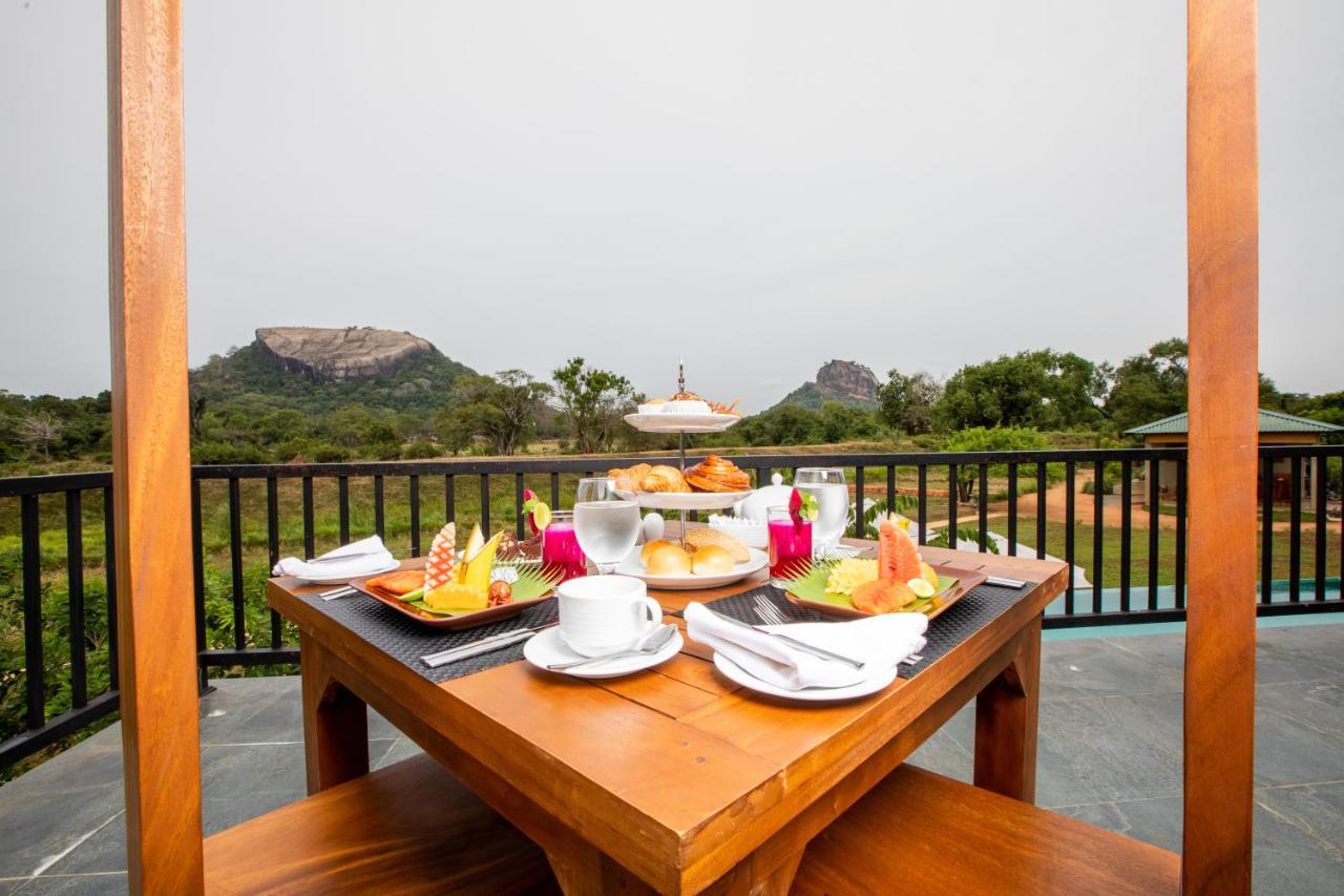 Sigiriya King'S Resort Luaran gambar